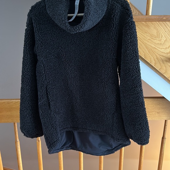 Lululemon Sherpa jacket size 6 - Picture 8 of 9